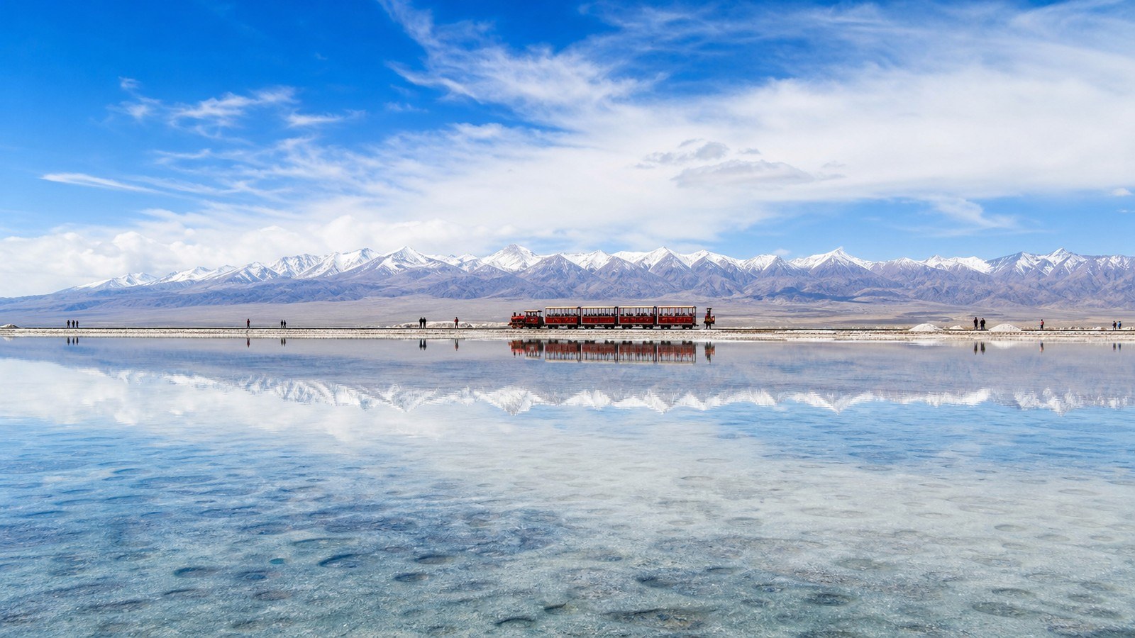 Chaka Salt Lake and Return to Xining, Day 9 of 10-Day Classic Silk Road Group Tour (Xinjiang, Gansu & Qinghai)