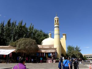 13-Day Silk Road Group Tour from Kashgar to Xining (Xinjiang/Gansu/Qinghai)