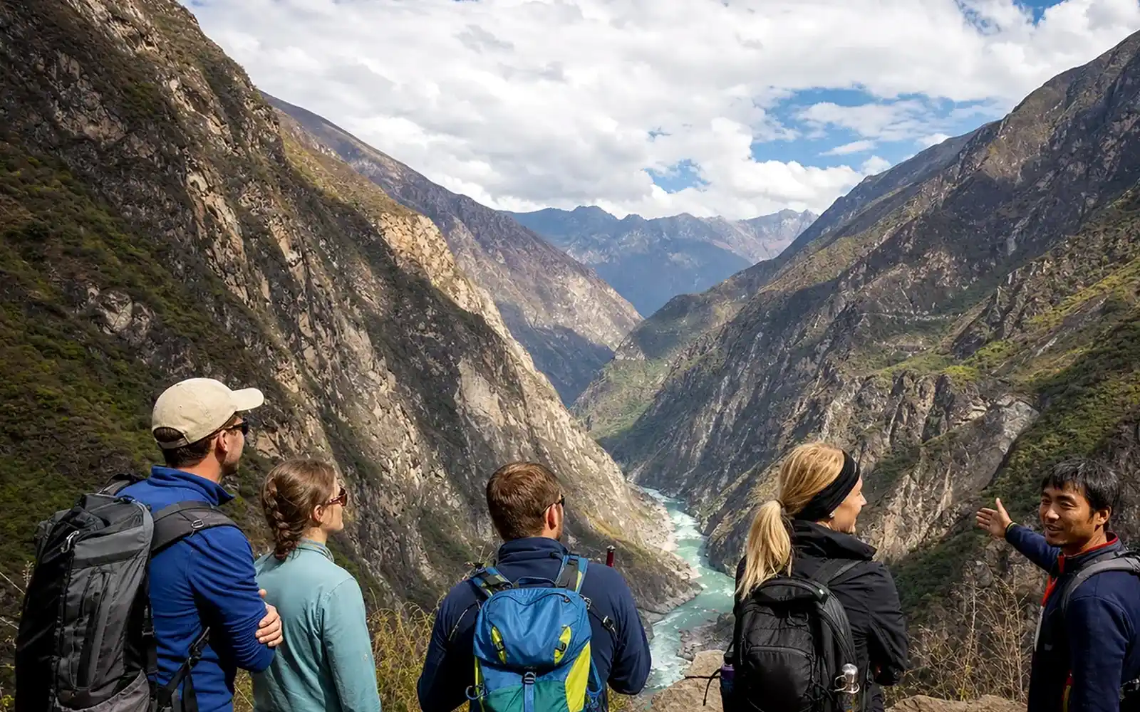 Yubeng to Lijiang | Trail Exit and Return Transfer on the 4-Day Yubeng Hiking Tour with Tiger Leaping Gorge Yubeng to Lijiang | Trail Exit and Return Transfer on the 4-Day Yubeng Hiking Tour with Tiger Leaping Gorge