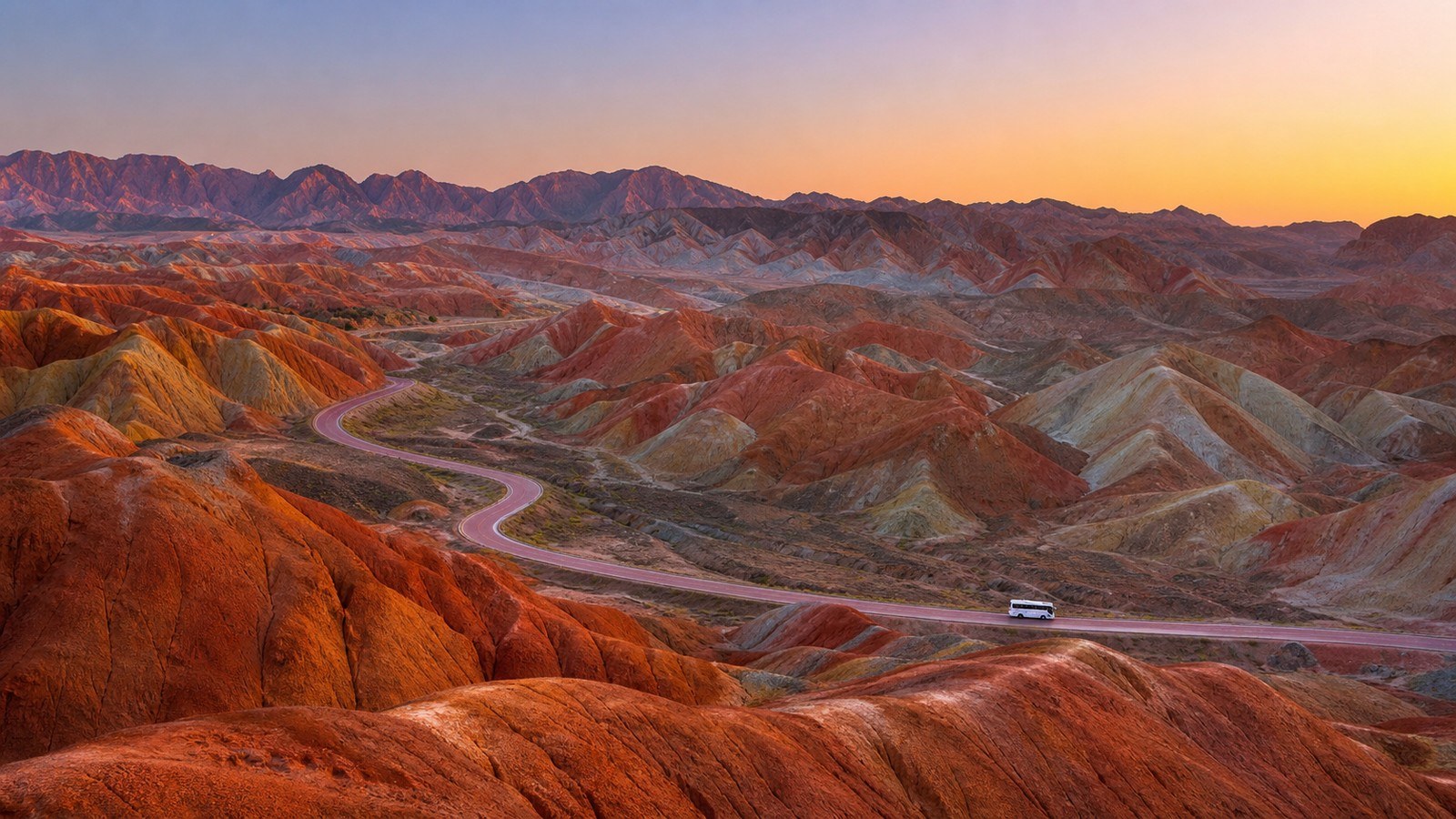 Jiayuguan to Zhangye: Danxia Geopark and Dafo Temple, Day 4 of 5-Day Gansu Silk Road Group Tour to Dunhuang, Jiayuguan & Zhangye