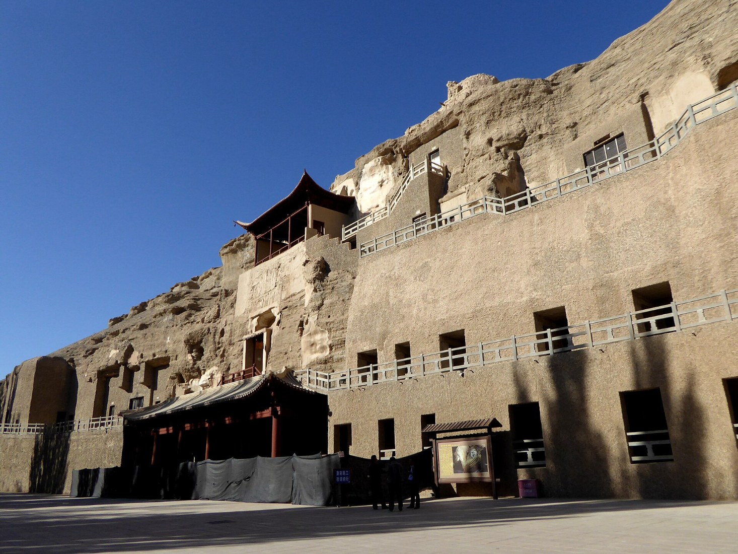 Dunhuang to Jiayuguan Pass, Day 3 of 7-Day Silk Road Group Tour: Gansu & Qinghai (Ancient Silk Road Hub & Qinghai Lake)