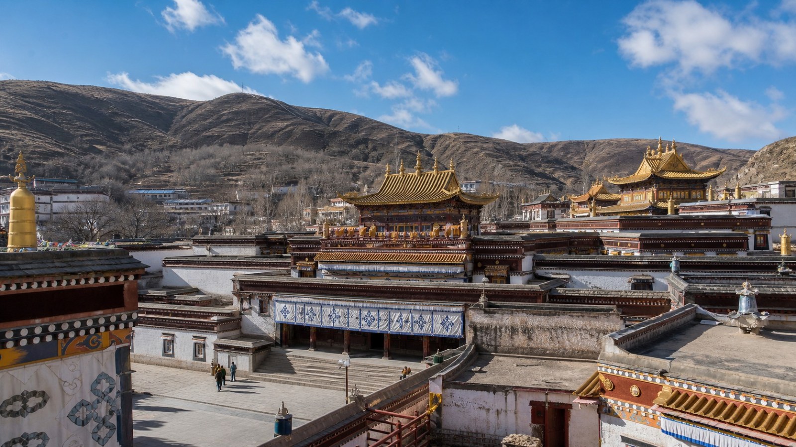 Ta'er Monastery and Xining Departure, Day 7 of 7-Day Silk Road Group Tour: Gansu & Qinghai (Ancient Silk Road Hub & Qinghai Lake)