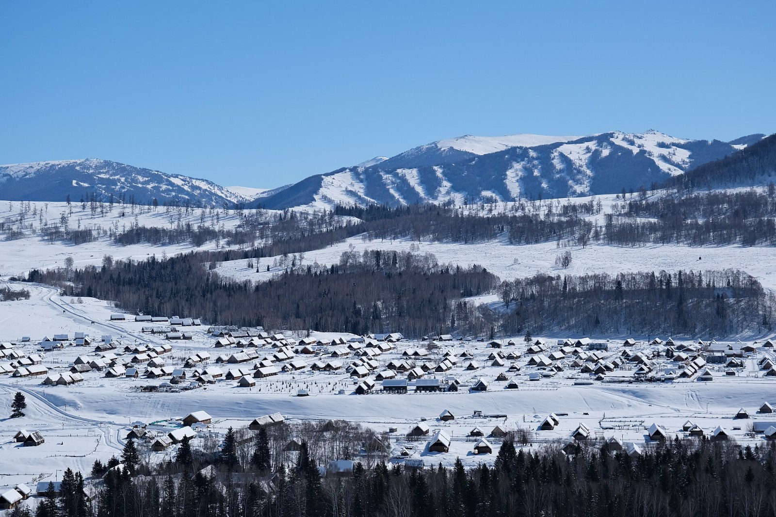 Hemu Village and Return to Burqin, Day 5 of 8-Day Northern Xinjiang Group Tour: Kanas Lakes, Hemu Villages & Sayram Lake