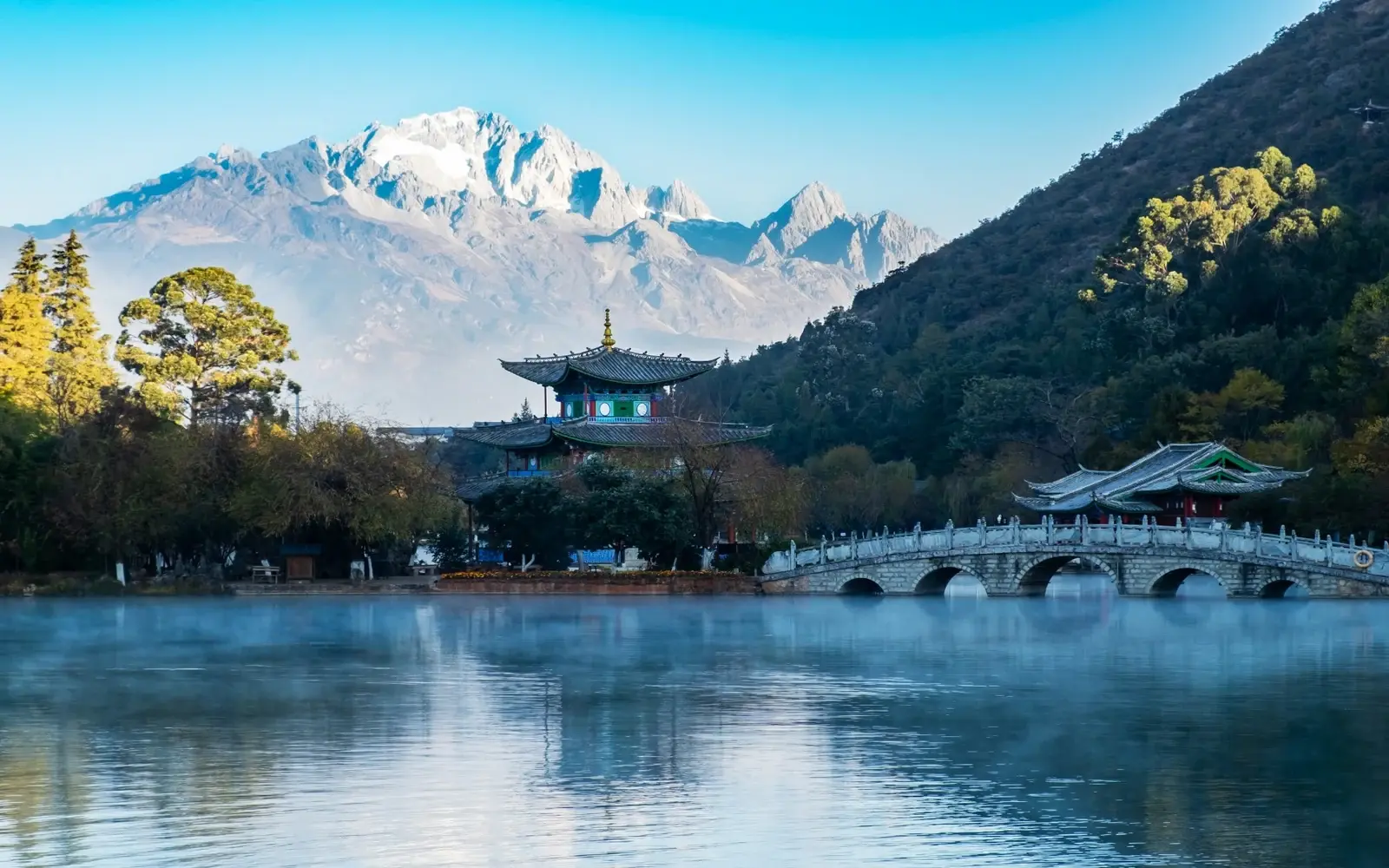 Dali to Lijiang on the 18-Day Muslim-Friendly Yunnan, Chongqing & Chengdu Private Tour