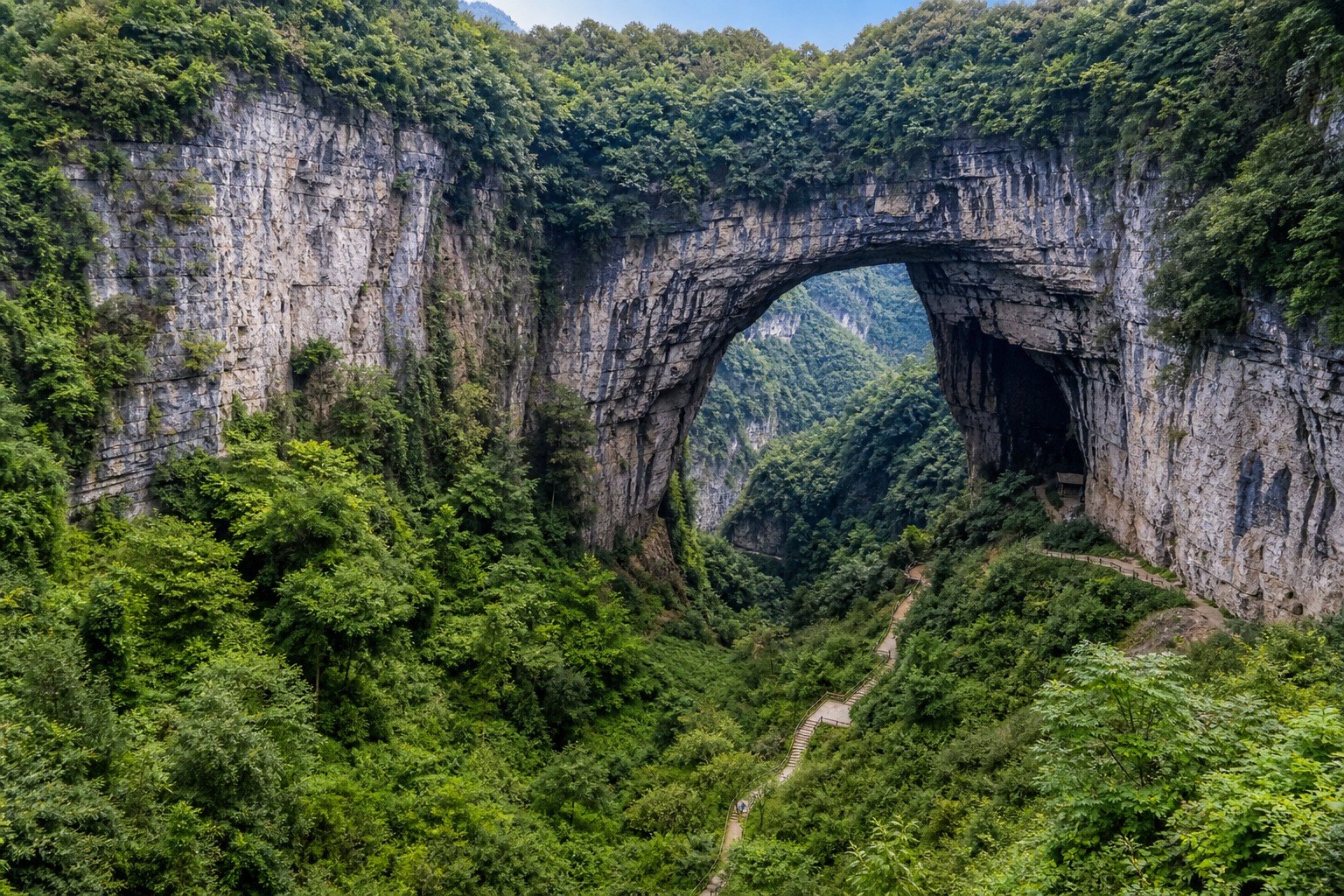 Chongqing - Wulong - Chongqing, Day 9 of 15-Day China Small Group Tour with Pandas, Chongqing and Yangtze Cruise
