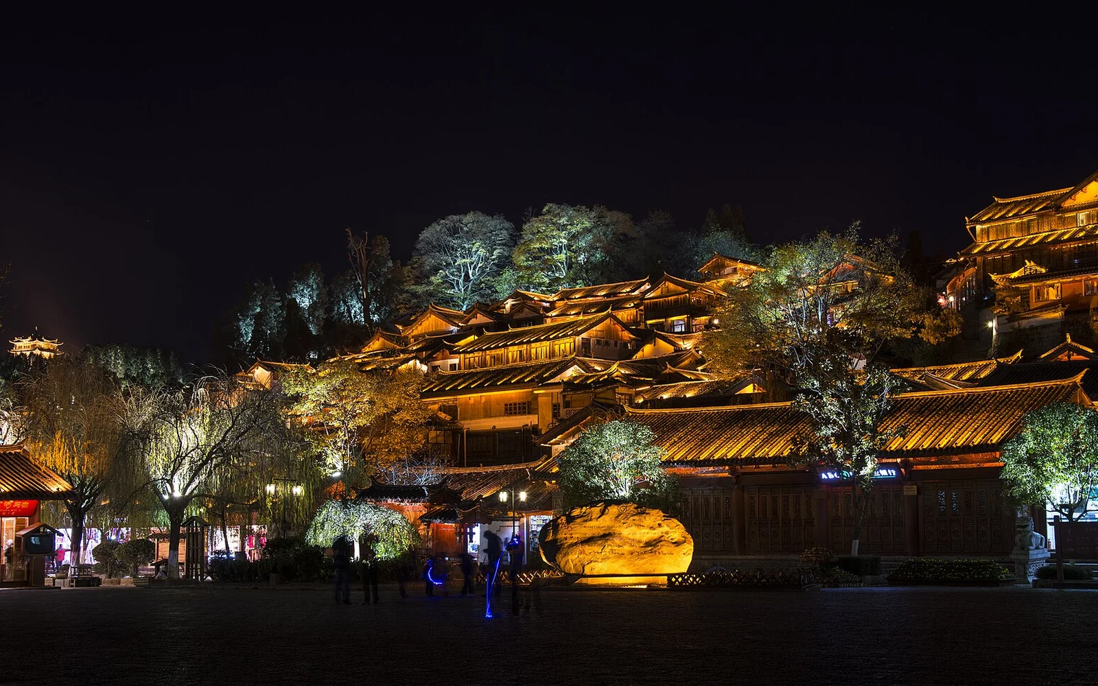 Lijiang Old Town at night