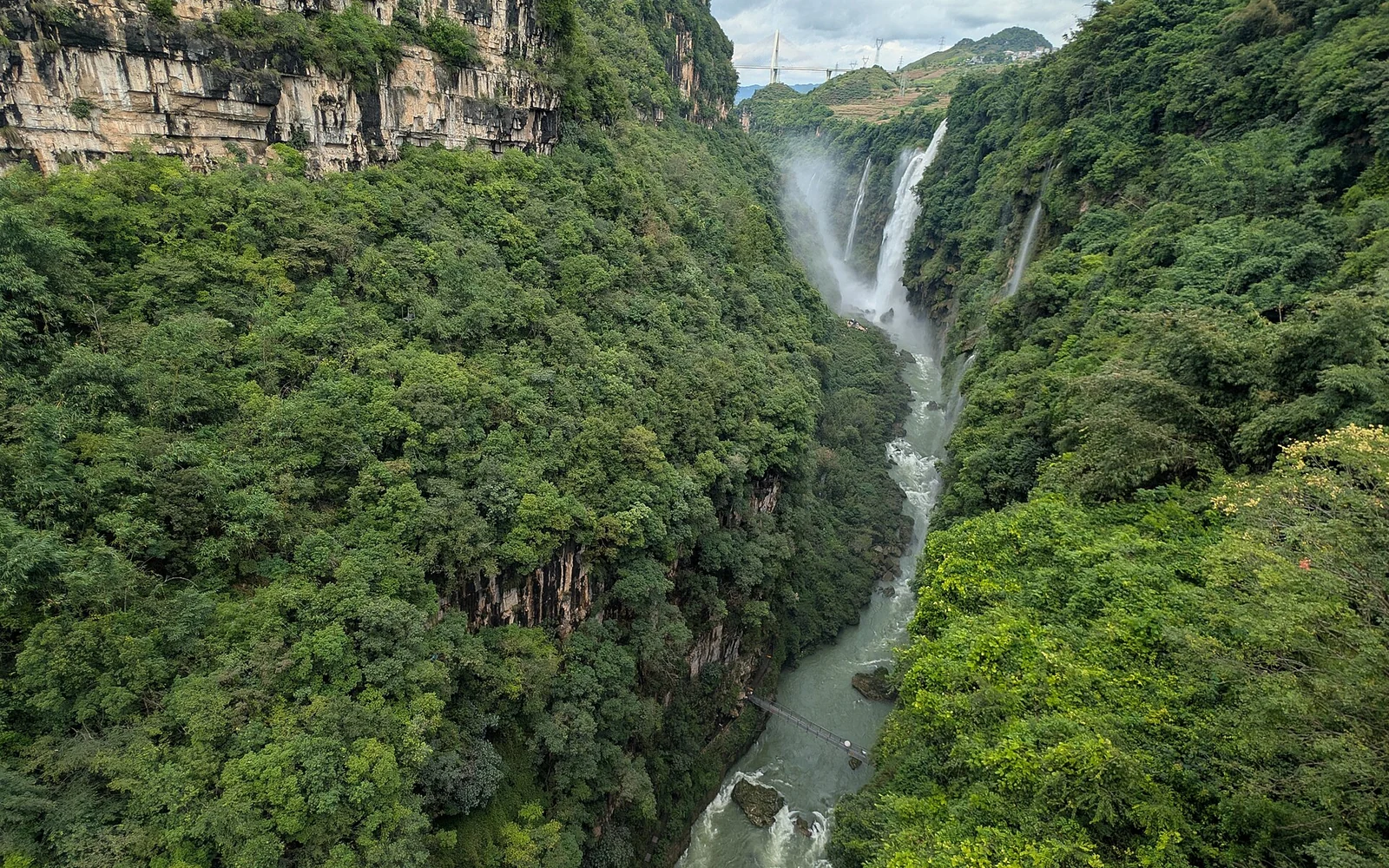 Maling River Gorge near Xingyi