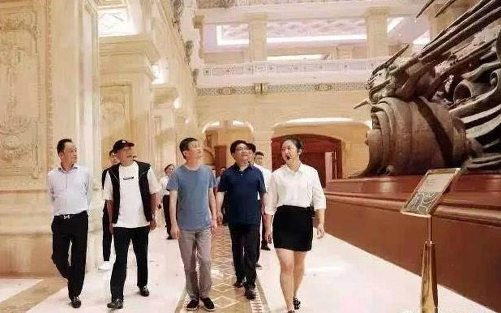 International visitors on an industry-focused excursion near Wuxi