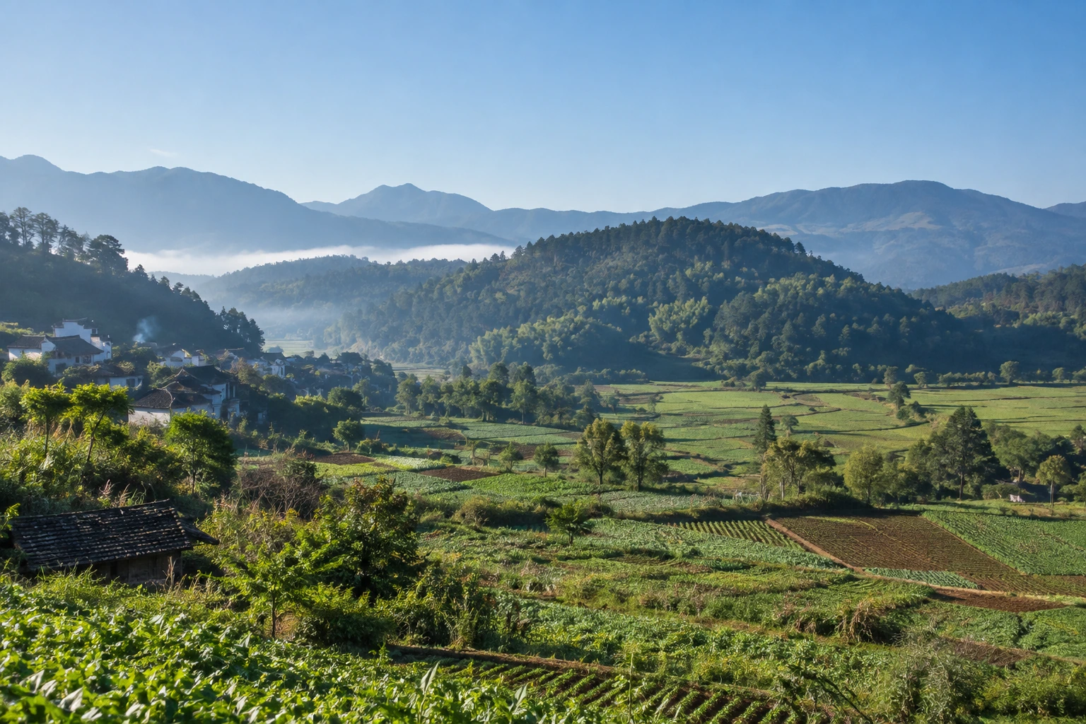 Green countryside near Tengchong