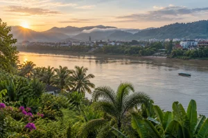 Jinghong or Menglun? Where to Stay in Xishuangbanna