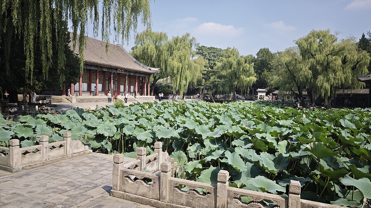 Lakeside scenery at the Summer Palace in Beijing