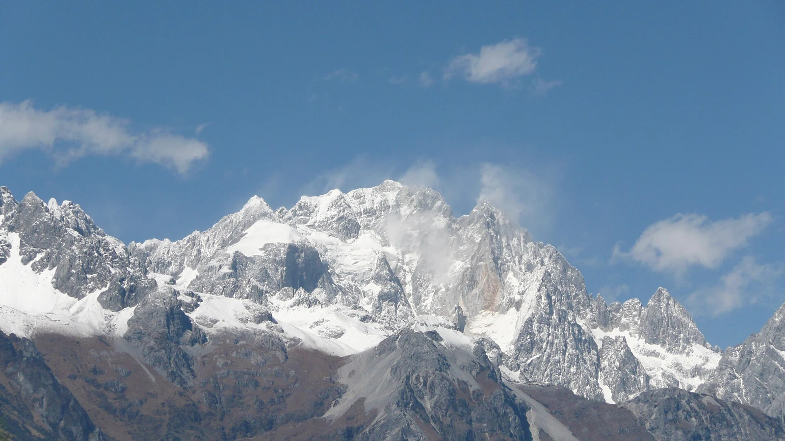 Snow-covered ridges of Jade Dragon Snow Mountain