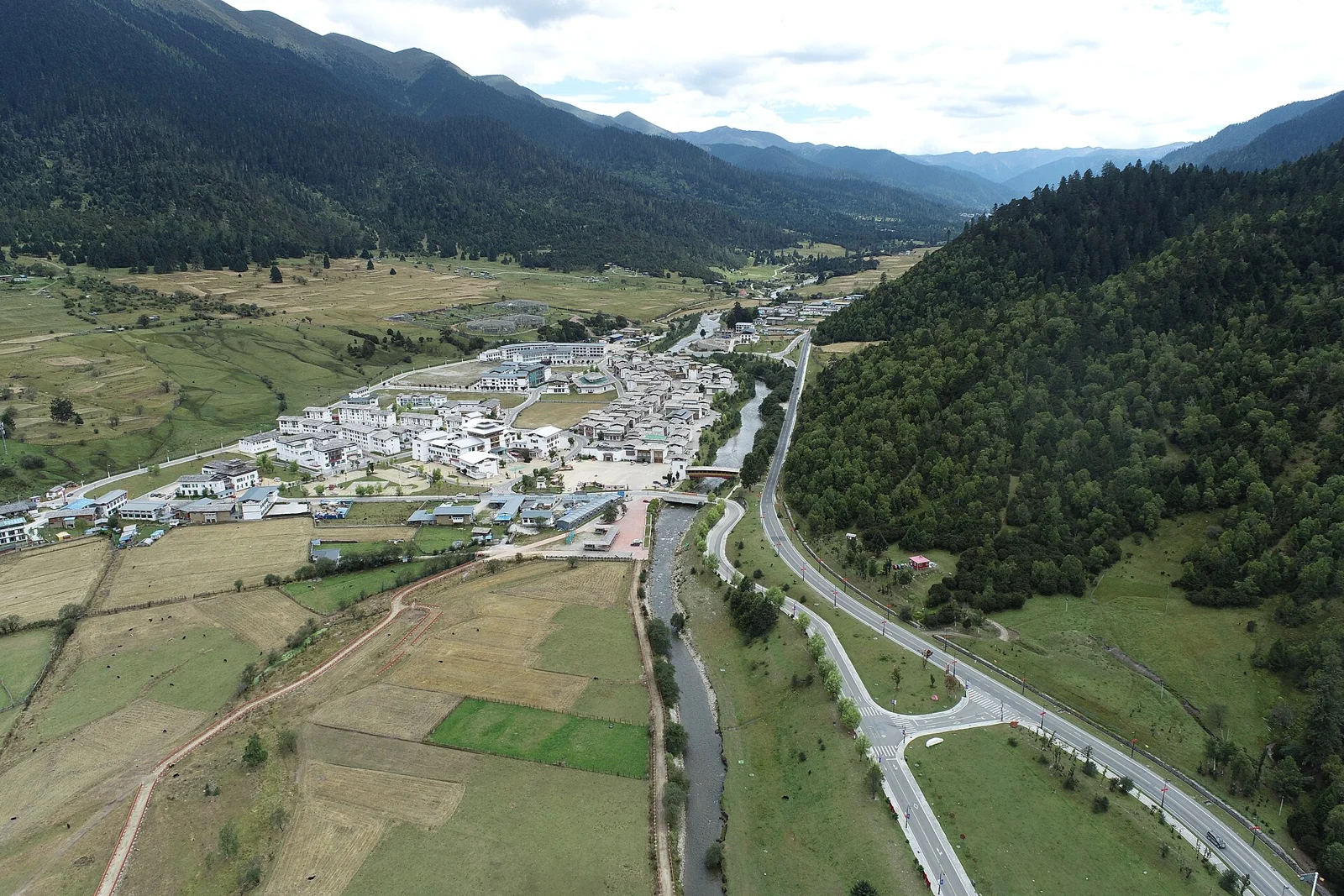 Lulang town in the Nyingchi region