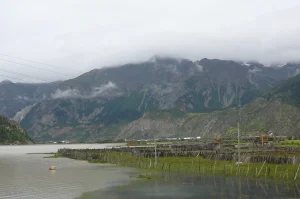 Ranwu Lake in eastern Tibet