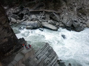 Upper Tiger Leaping Gorge Day Tour from Lijiang