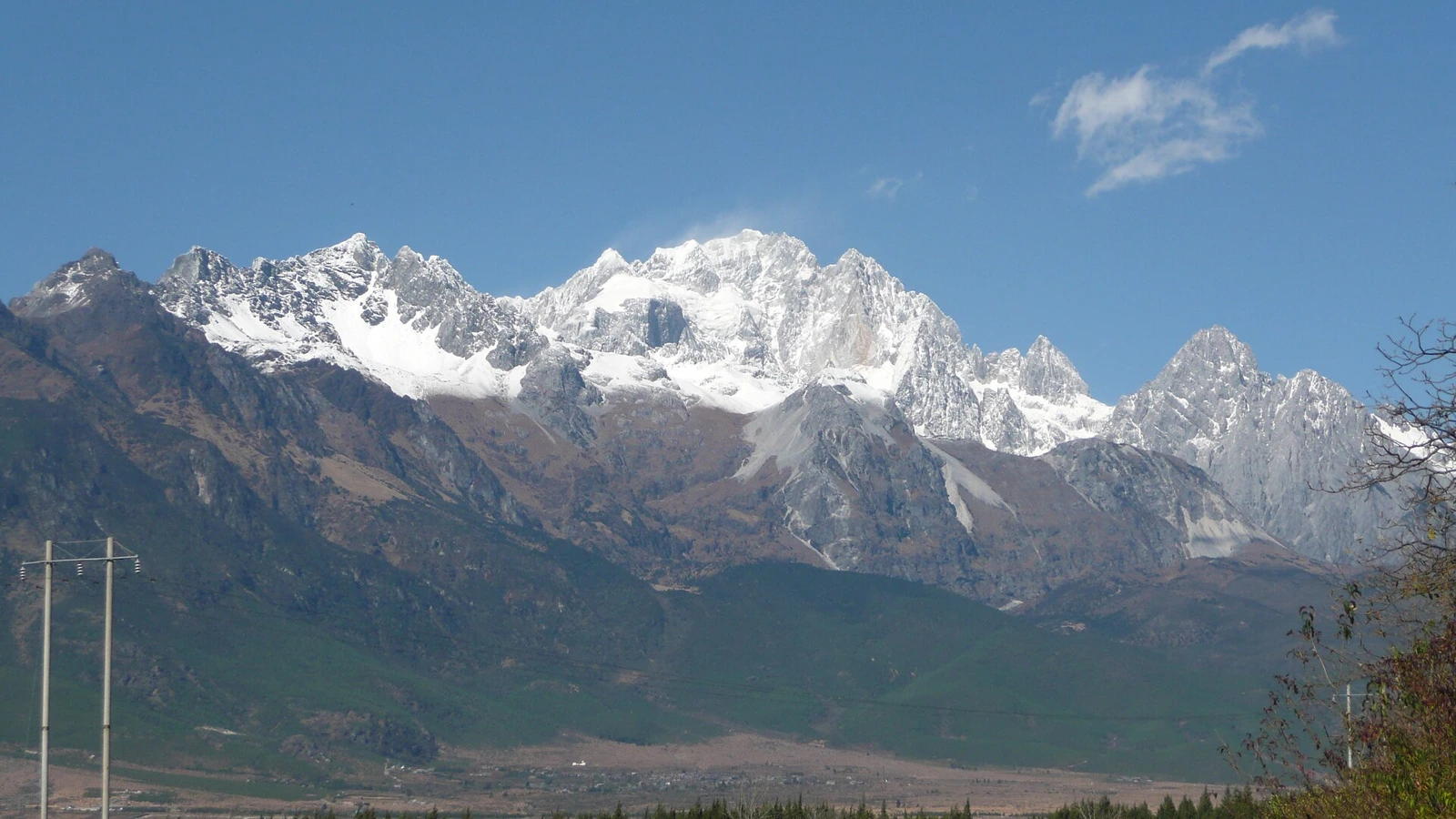 Snow-covered ridges of Jade Dragon Snow Mountain
